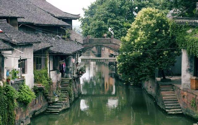 杭州市政协委员建议归并面向青少年的心理热线,提高知晓率